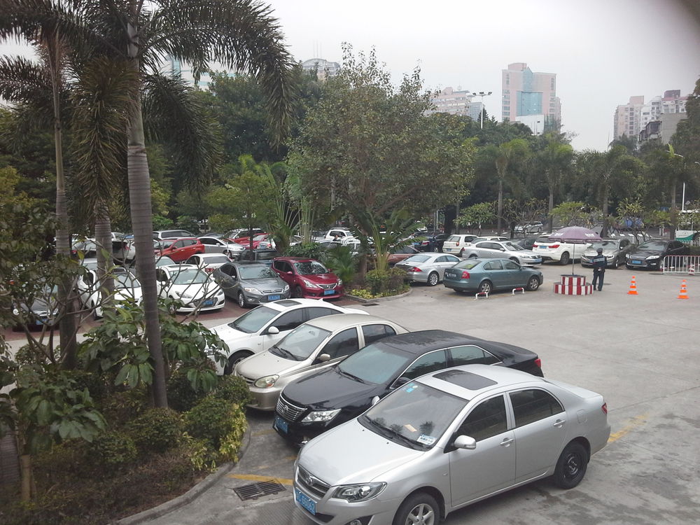 珠海市人民医院(南区)-地上停车场