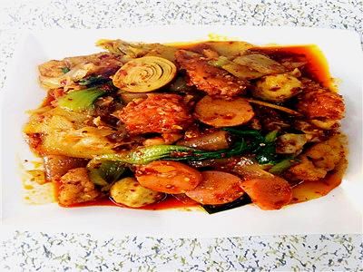阿丹麻辣拌(葛布店)