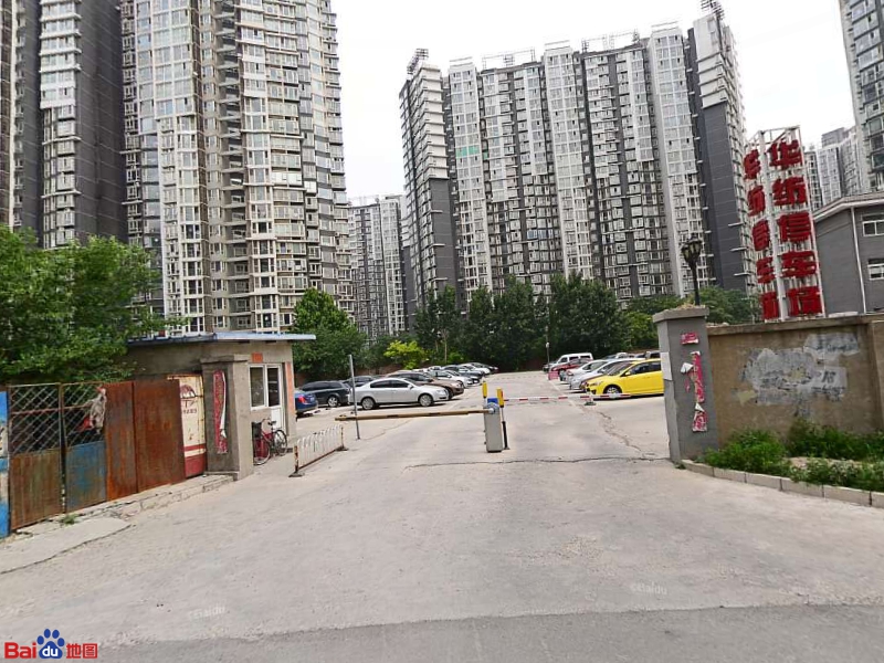 华纺易城西区-停车场