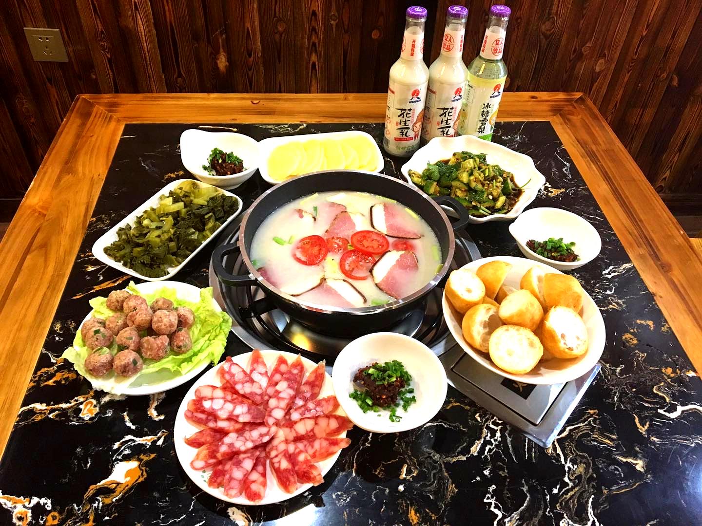 吴家豆米火锅(花果园店)