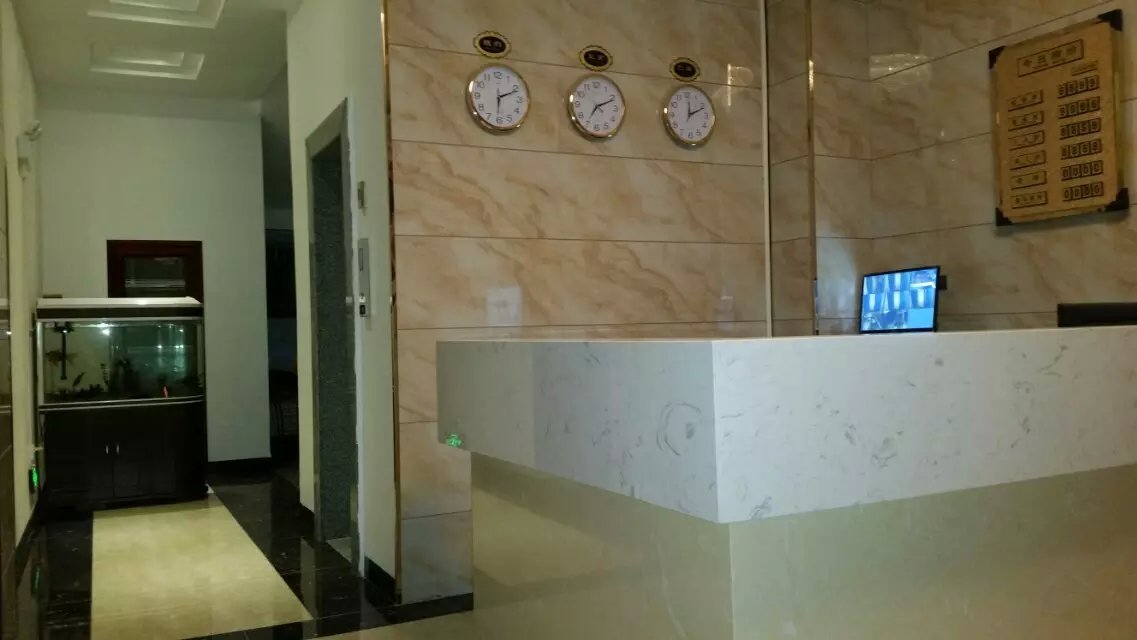 闲达酒店