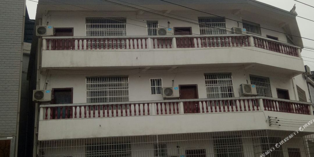 旮旯小屋民宿