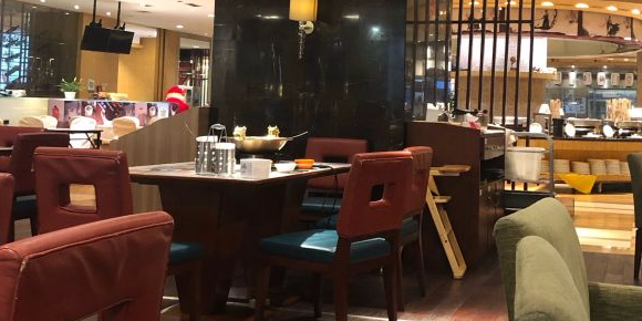 潇湘华天大九点餐饮部