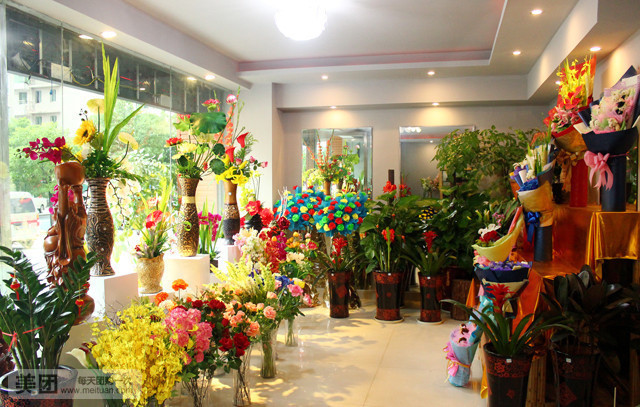 爱花苑时尚花艺馆(白云路店)