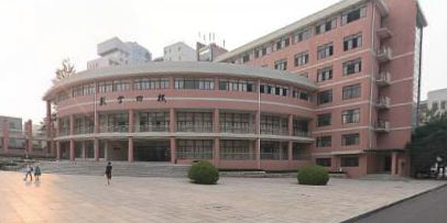 山东工商学院(东校区)-教学四楼