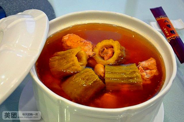 八贤馆湘粤食府(马场馆)