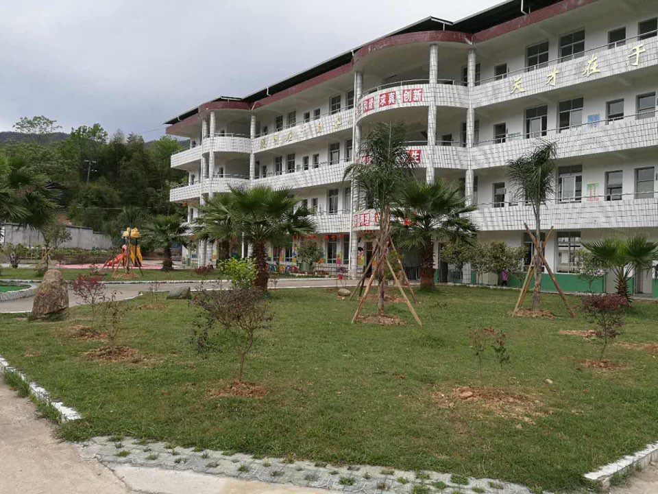 新湖小学