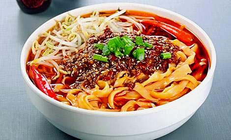 东北酱骨饺子铁锅炖(万达总店)