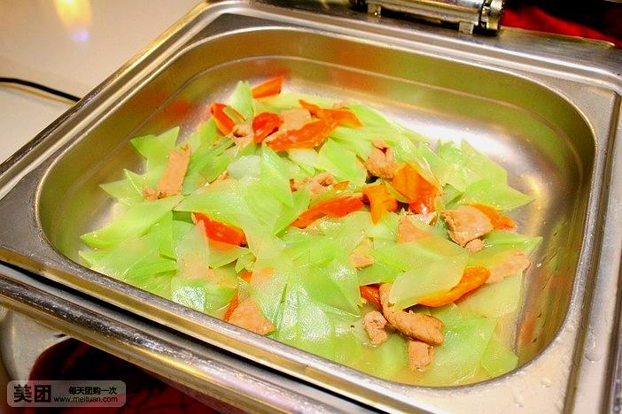 农家山特色炖菜馆