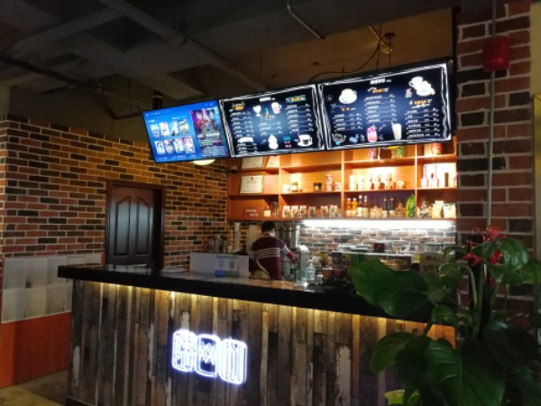 瑞网咖(莱茵湖畔店)