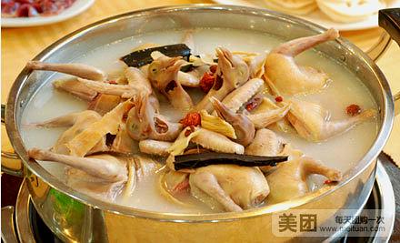 鸿运轩酒楼·宴会厅