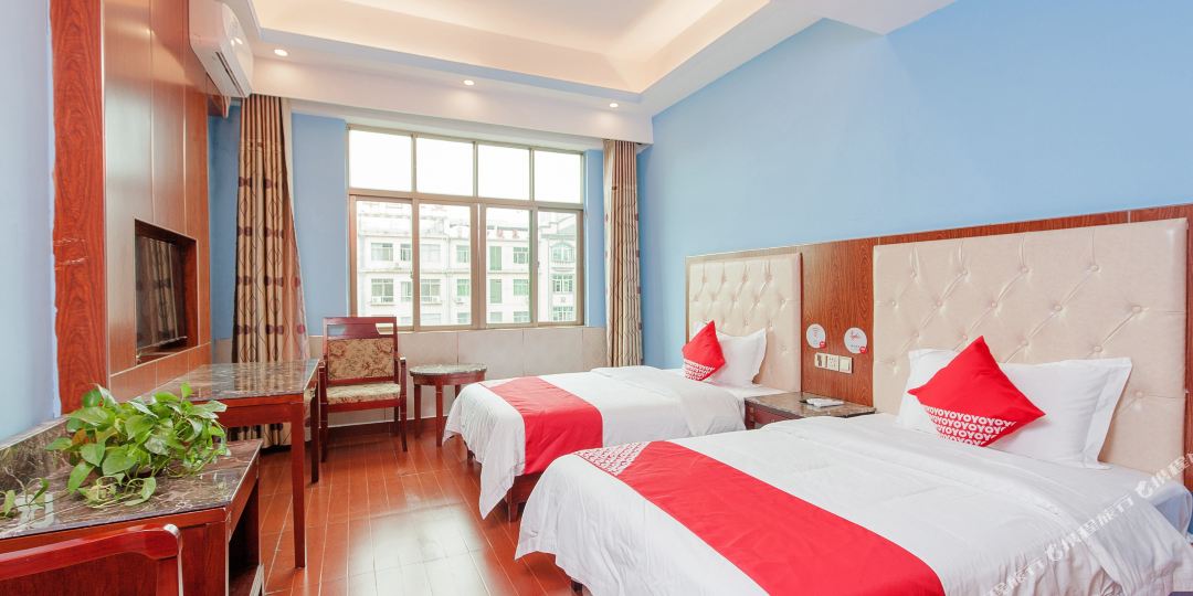 地址(位置,怎么去,怎么走):  海南省琼海市爱华东路金宝莱宾馆对面