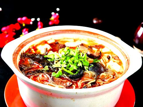 王中王抻面砂锅(万达店)