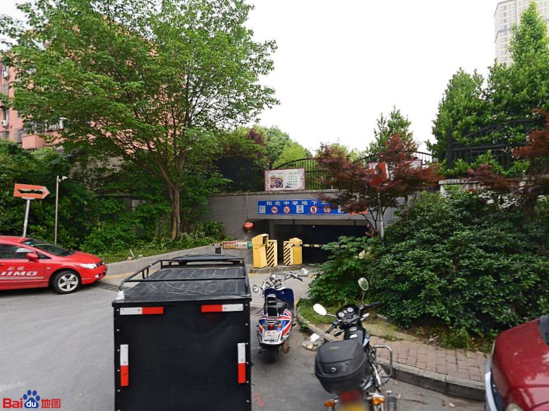 合肥市阳光中学车库-出入口