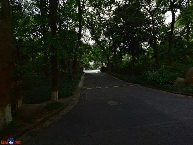 三台山庄室内恒温泳池