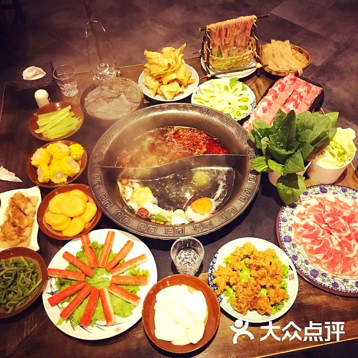老街印象重庆原味土灶老火锅(万达广场四平店)