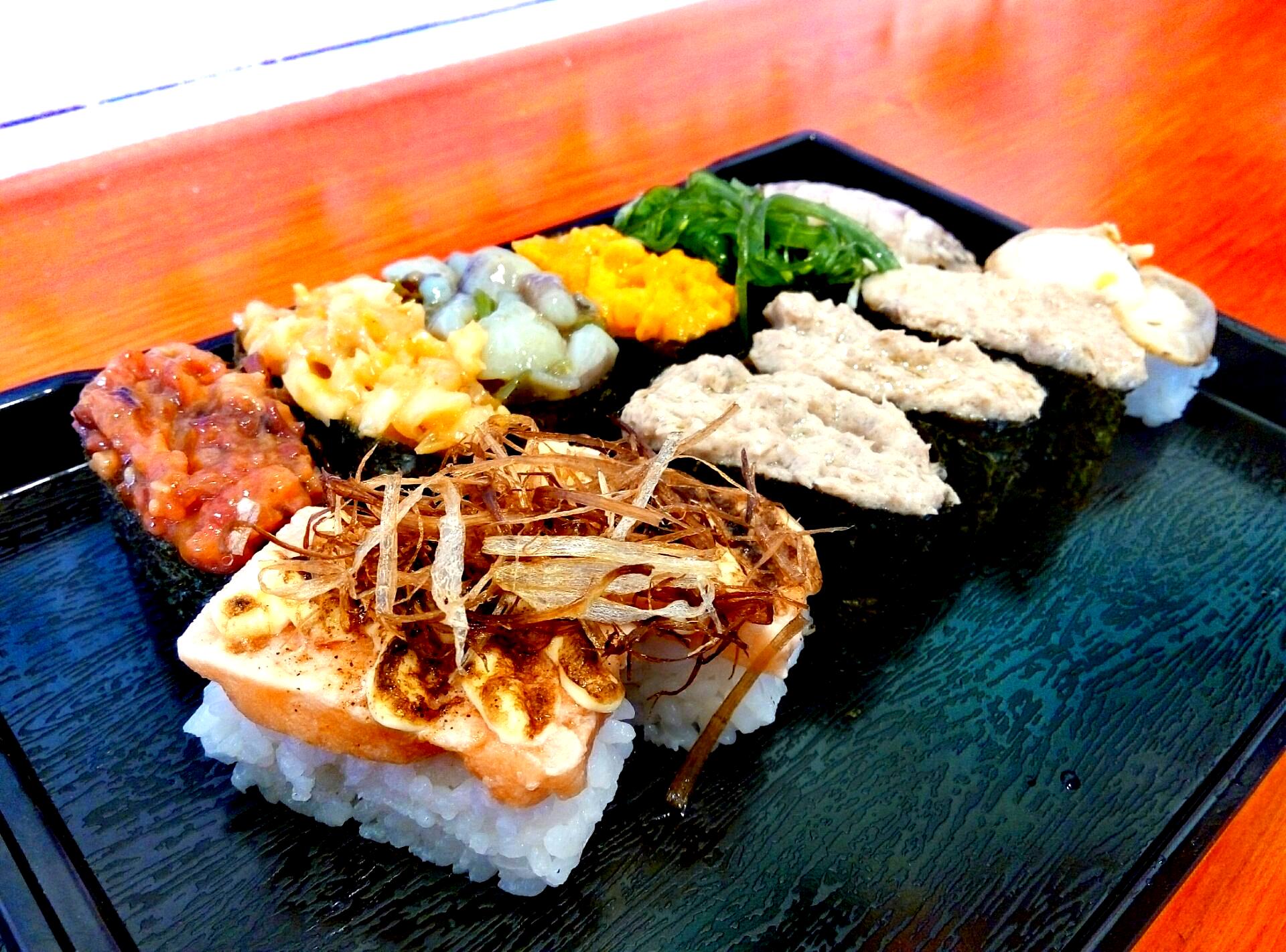 六本木寿司(官塘店)