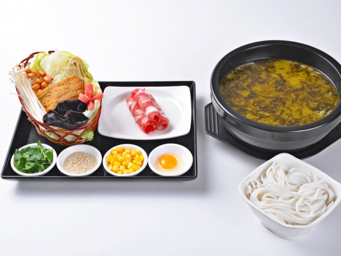 云南过桥米线(黄圃店)