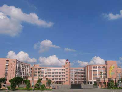 黄圃镇中心学校
