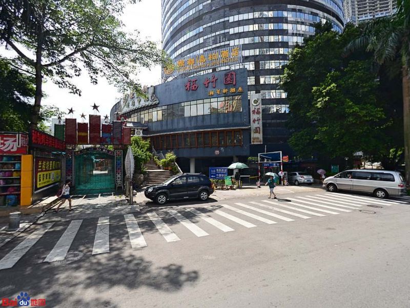 银都酒店游泳池
