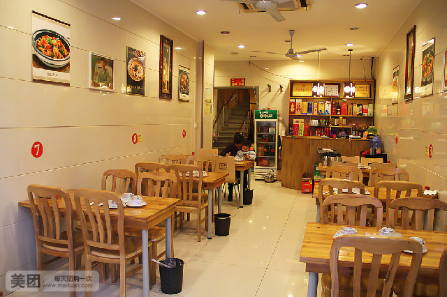 迎捞·石锅鱼·活鱼现做(上马墩店)