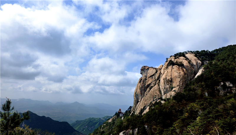 别名:麻城龟峰山