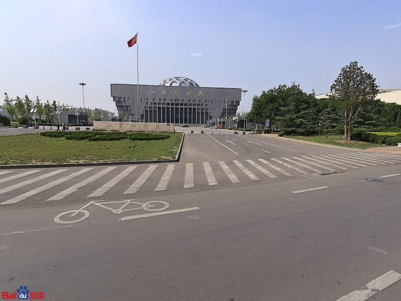 山东博物馆-南门地上停车场