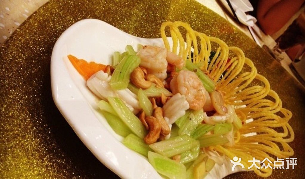 品味园大酒店