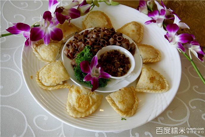 青岛菜馆(汇泉王朝店)