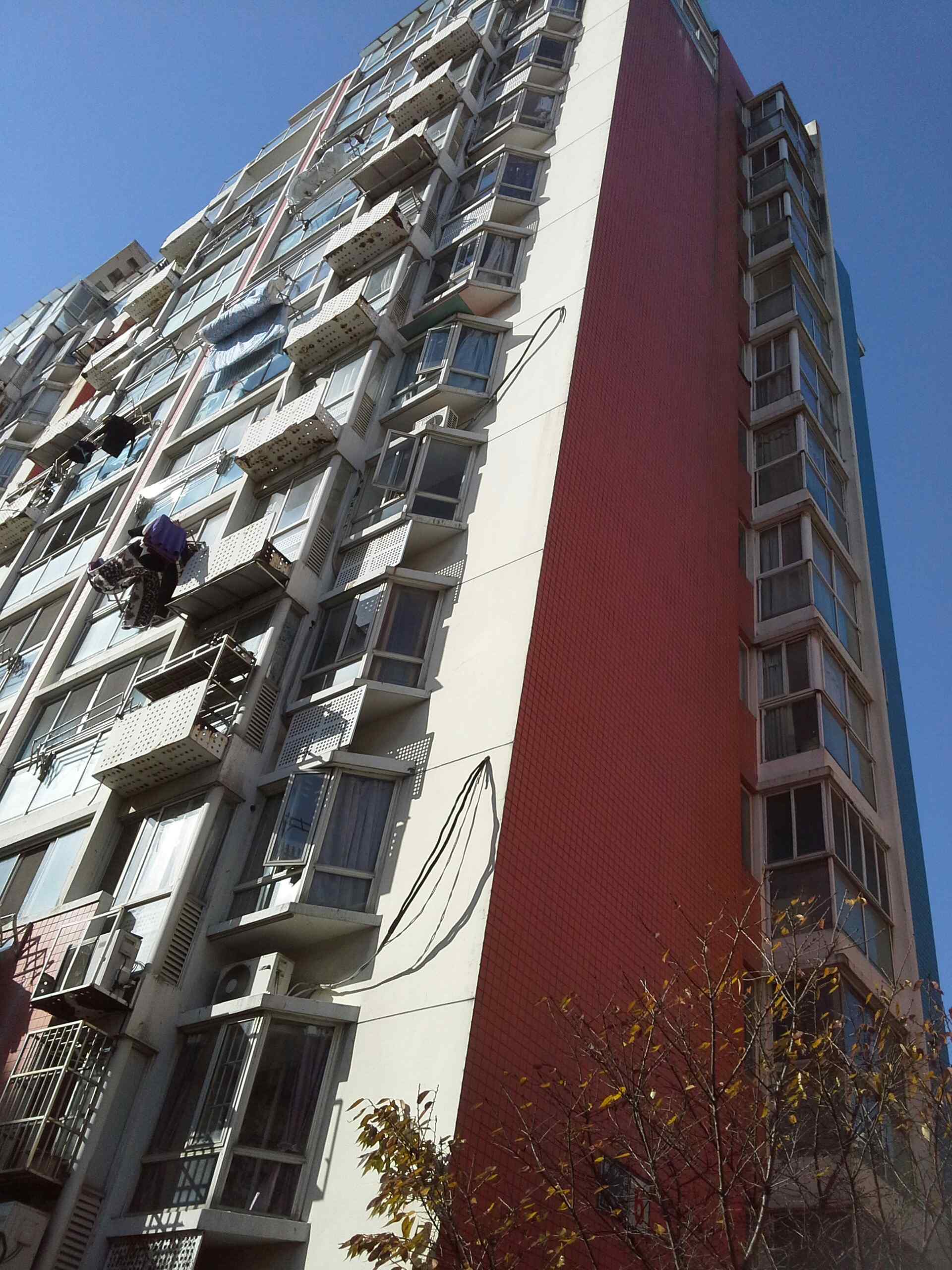 怎么去,怎么走):  江苏省南京市玄武区紫金山松林谷花园小区6幢