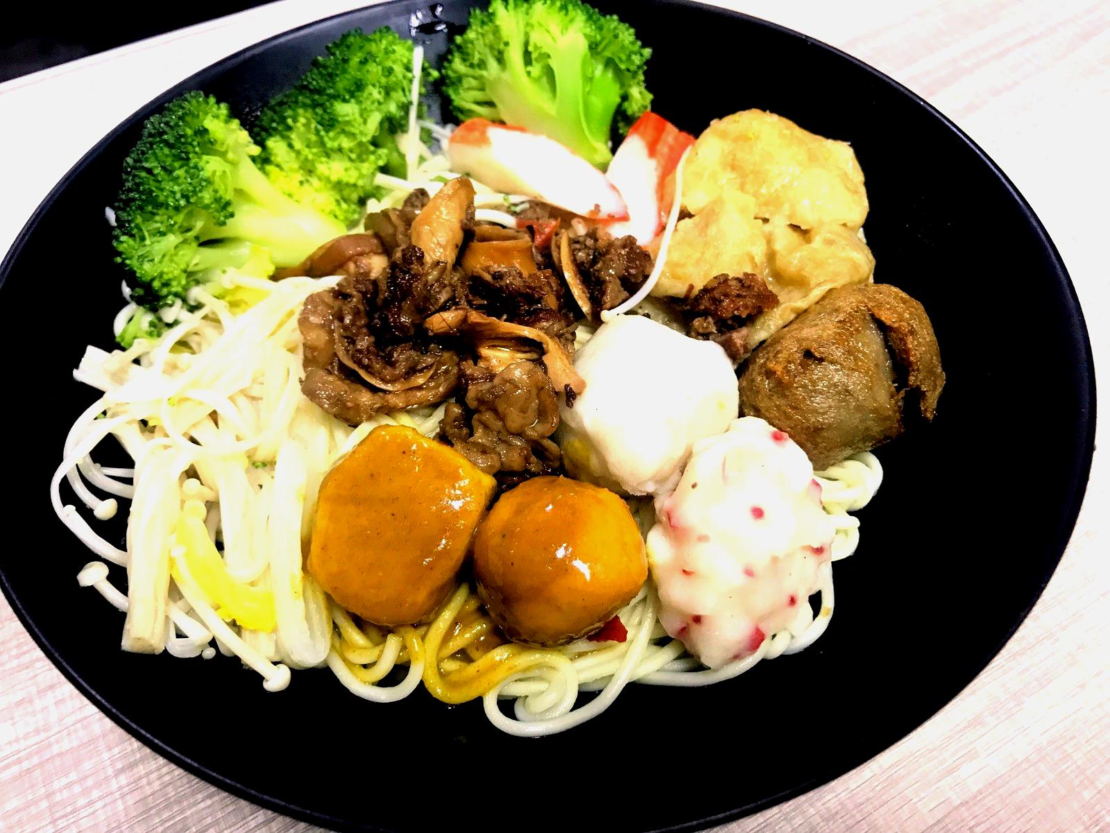 正宗车仔面(金蓝海·年轻π广场店)