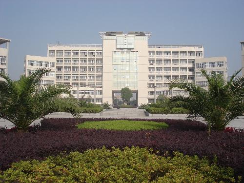 三峡大学-经济与管理学院