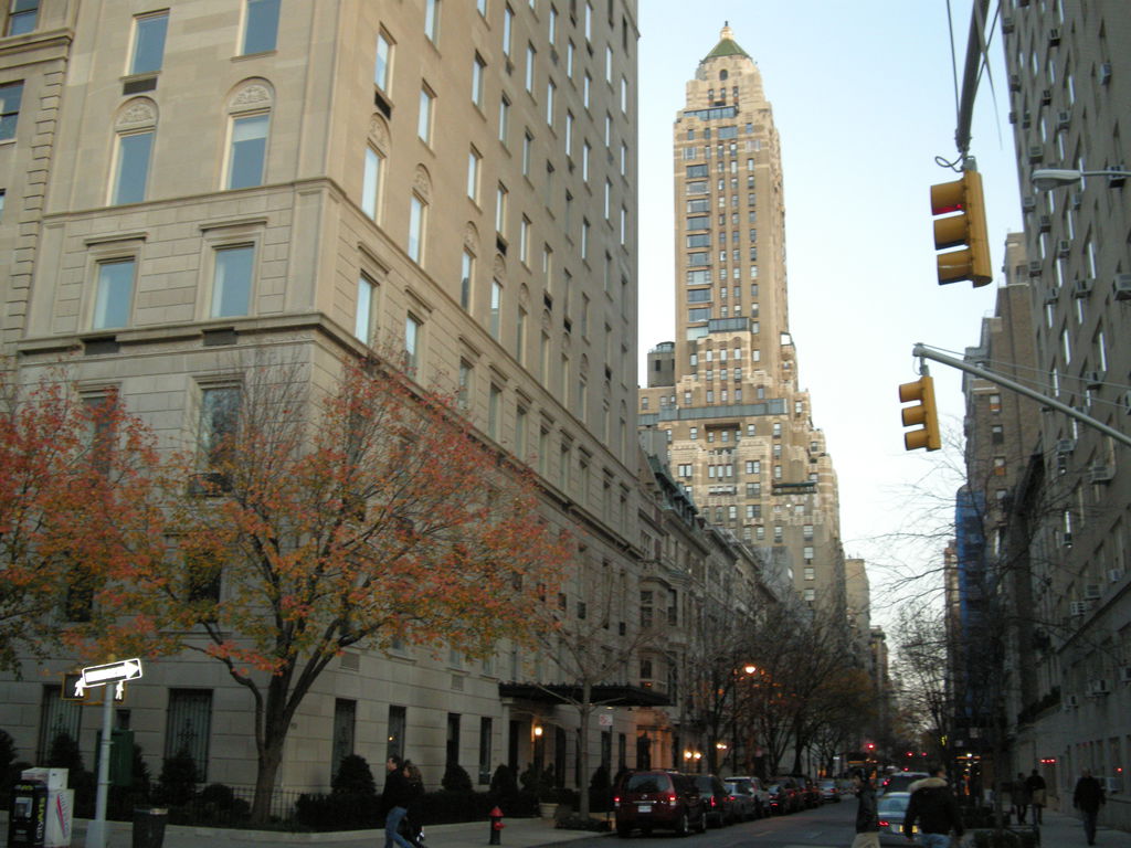 曼哈顿大都汇,电话,路线,公交,地址,地图,预定,价格,团购,优惠,曼哈顿