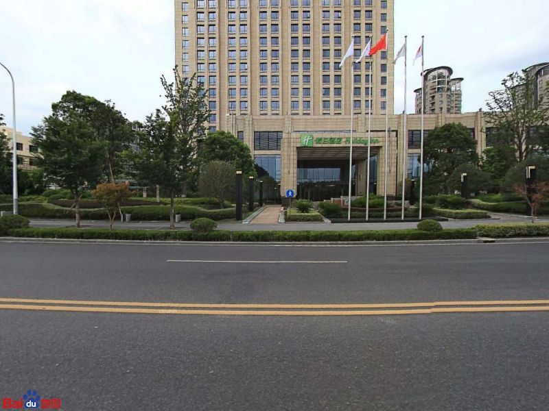 上海大华锦绣假日酒店-游泳池