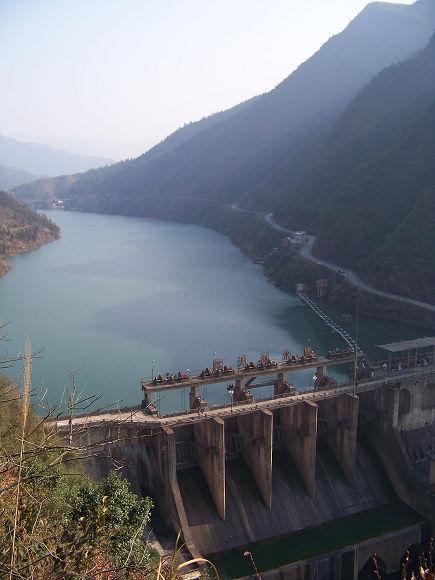 涔天河水库                     地址:永州市江华瑶族自治县