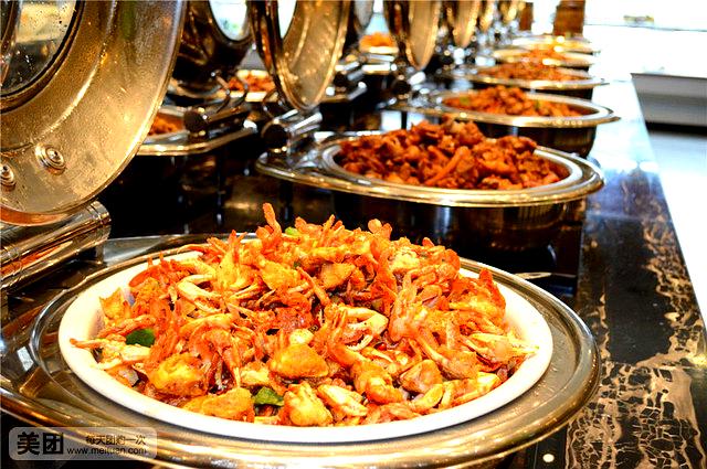 新艺自助美食城(中山路店)