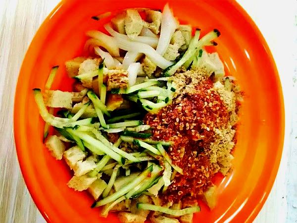 刘姥姥秘菜面皮(义都购物中心店)