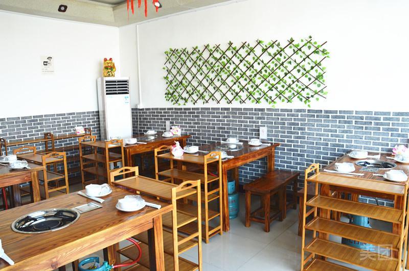 柳叶湖石锅鱼(师宓路店)