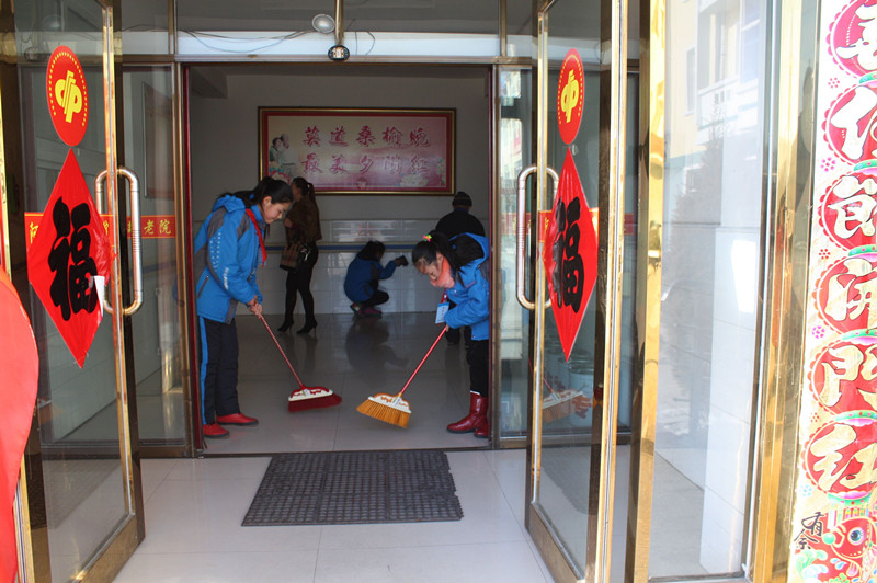 内蒙古自治区呼伦贝尔市阿荣旗那吉屯第四小学(文化路南)