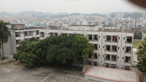 广东省茂名市信宜市玉都街道沿江二社区教育路4号