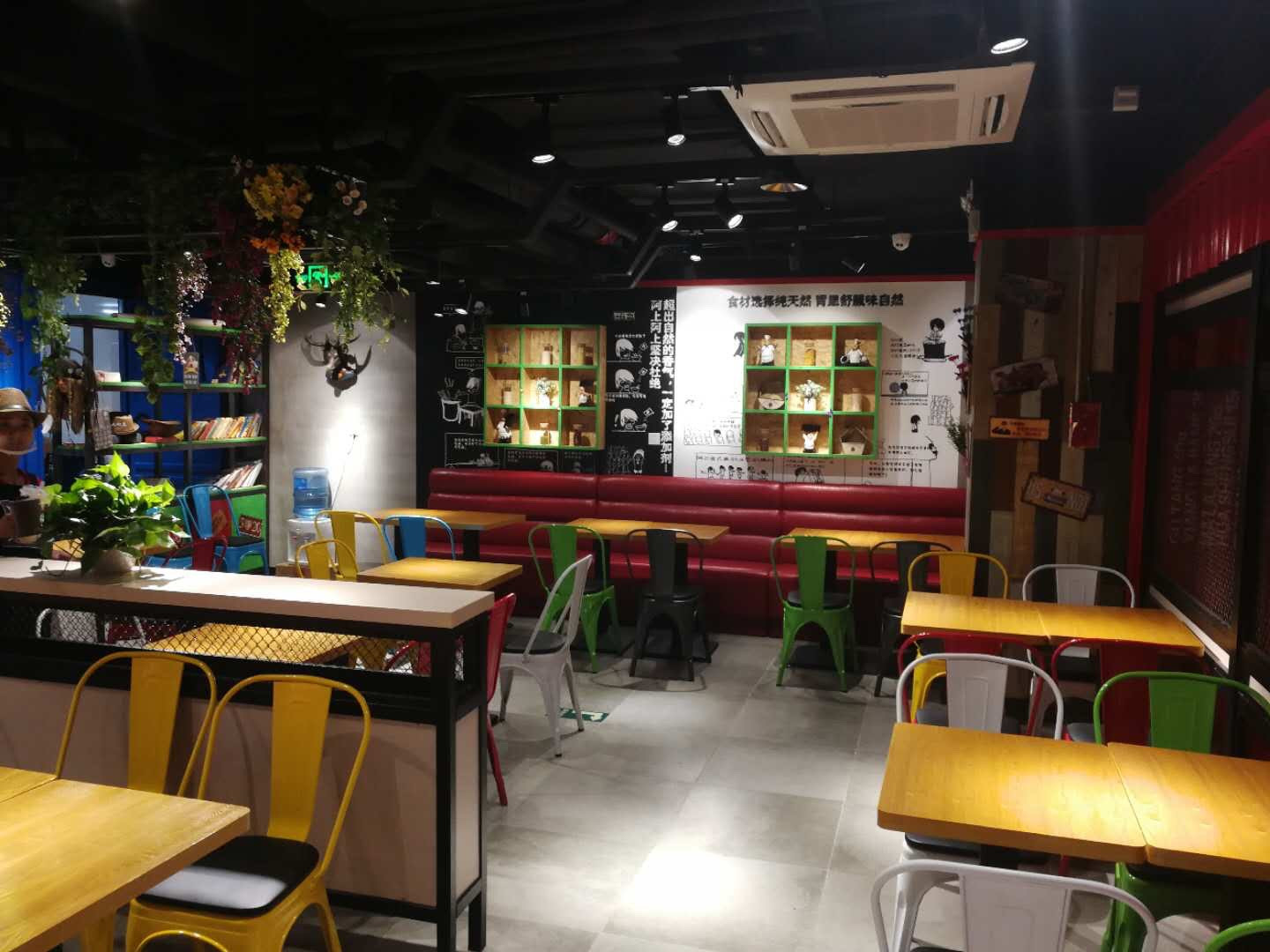 阿上阿上麻辣烫(华威大厦店)