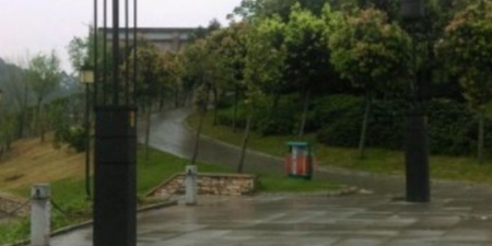 名扬湖畔公园