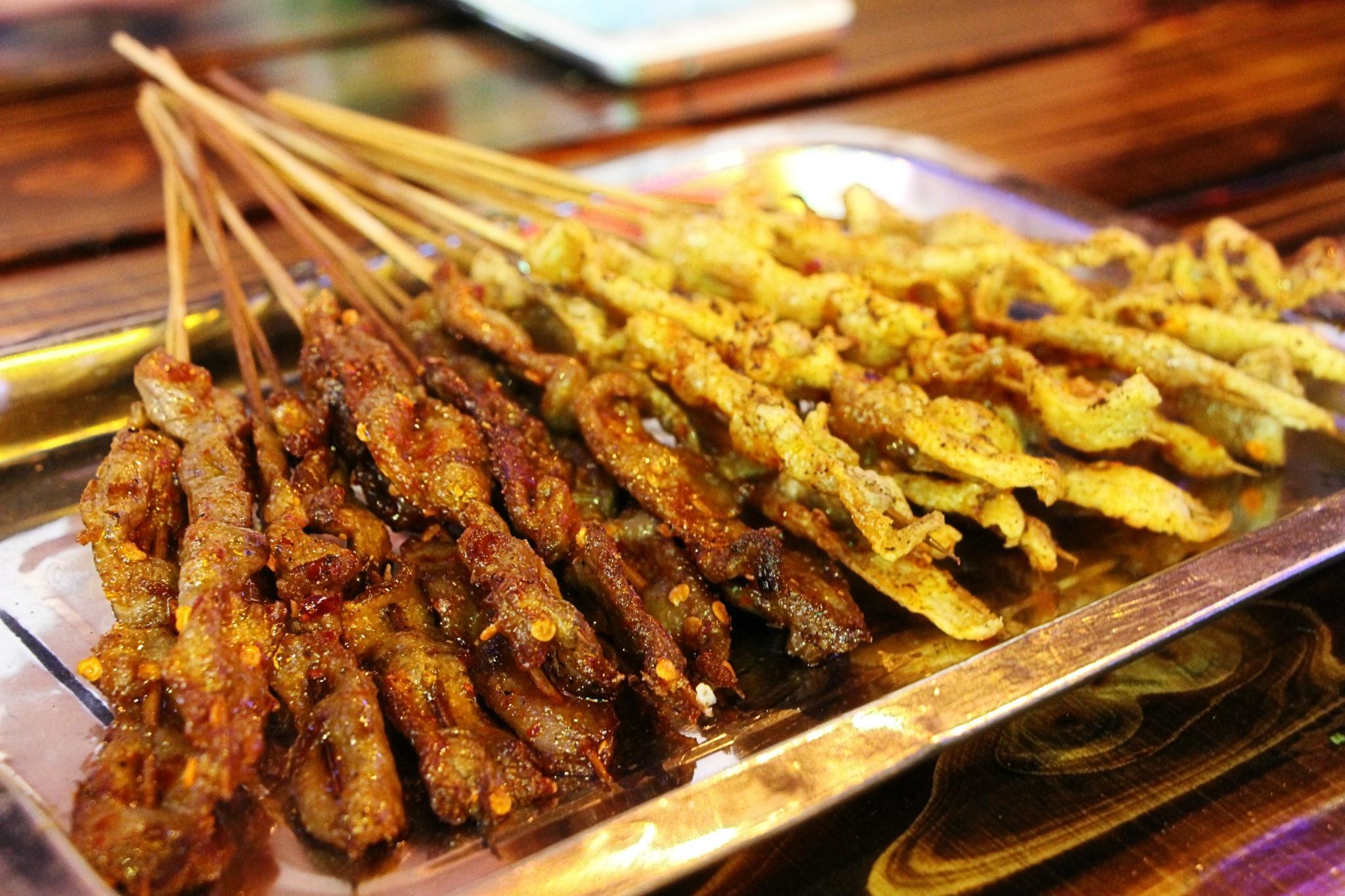 正宗伊通黄泥烧鸽子(碧天辅·雅居店)