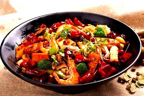 觅味大碗麻辣香锅(半岛购物中心店)