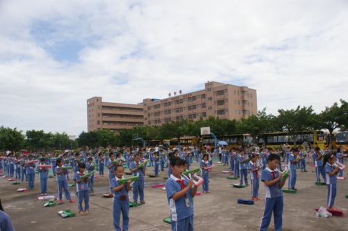 锦丰东路82号