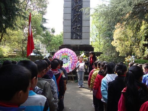 贺州市八步区香花村1号