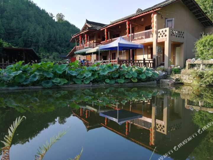 老支书可栈