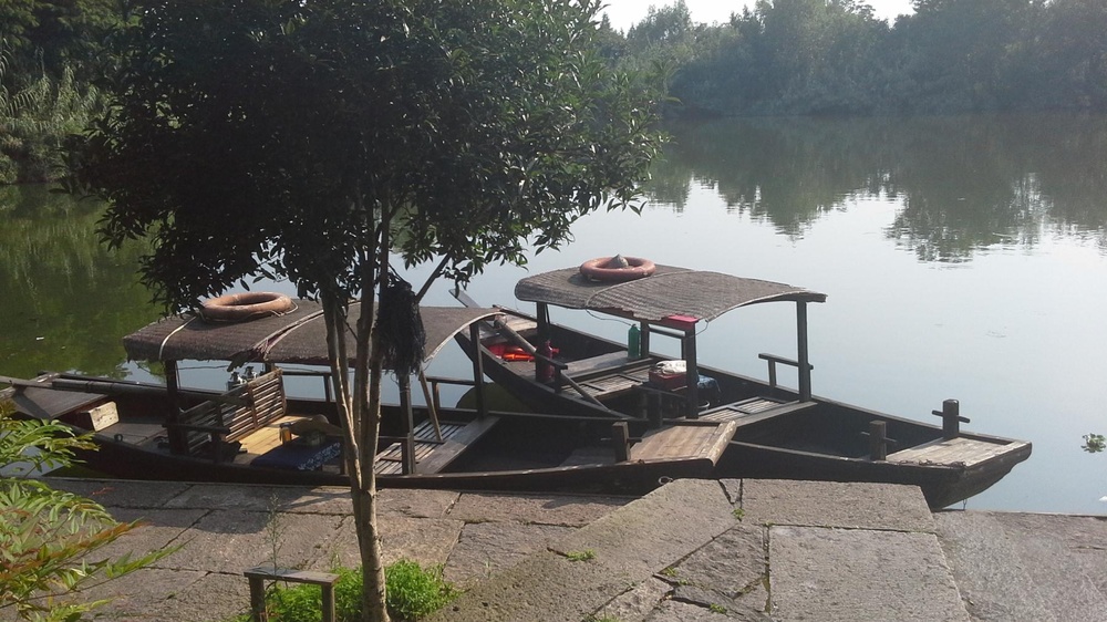 摇橹船上船码头