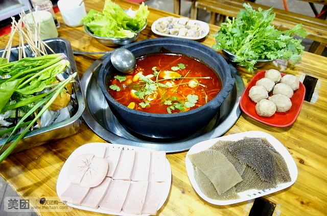 罗乡村土灶柴火鸡(大兴路店)