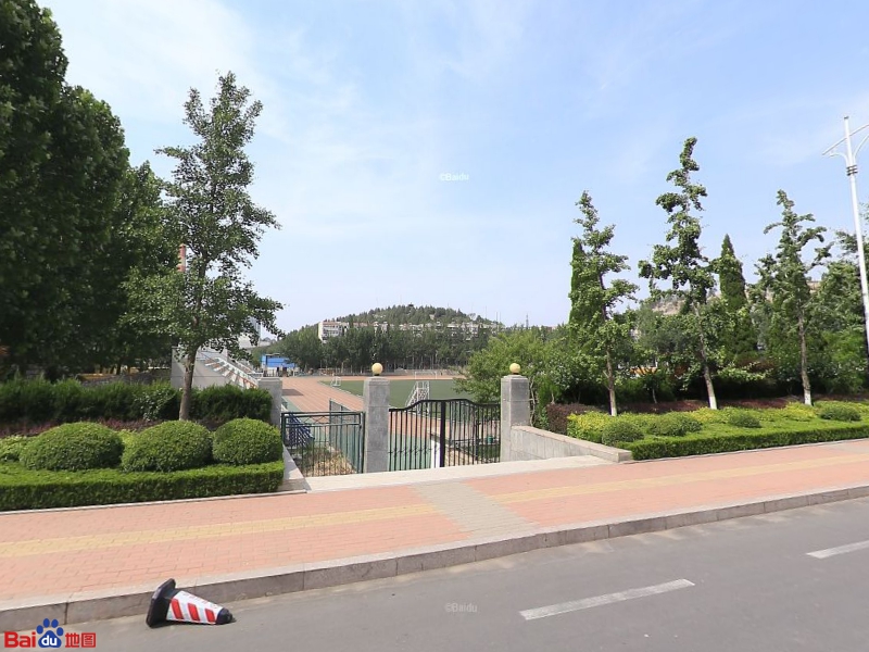 山东财经大学燕山校区-体育场